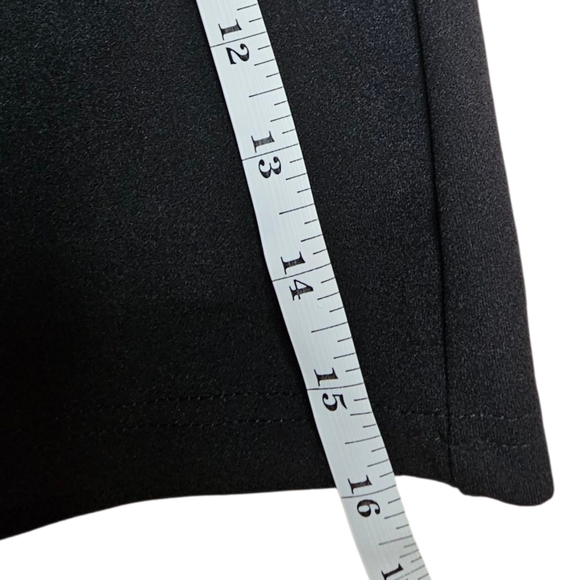 SHEIN Black Skirt - Picture 4 of 8